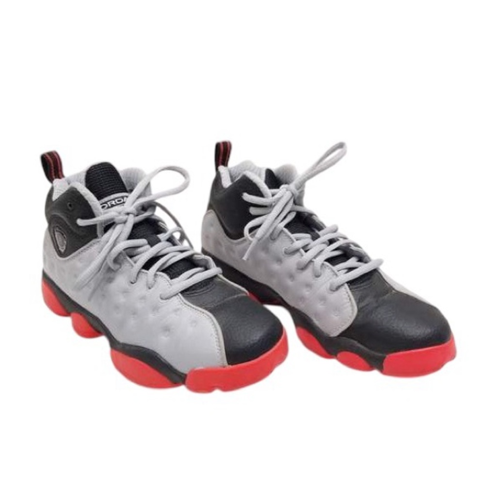 Nike Gradeschool Team Jordan Size 3Y Black and Red Athletic Sneakers